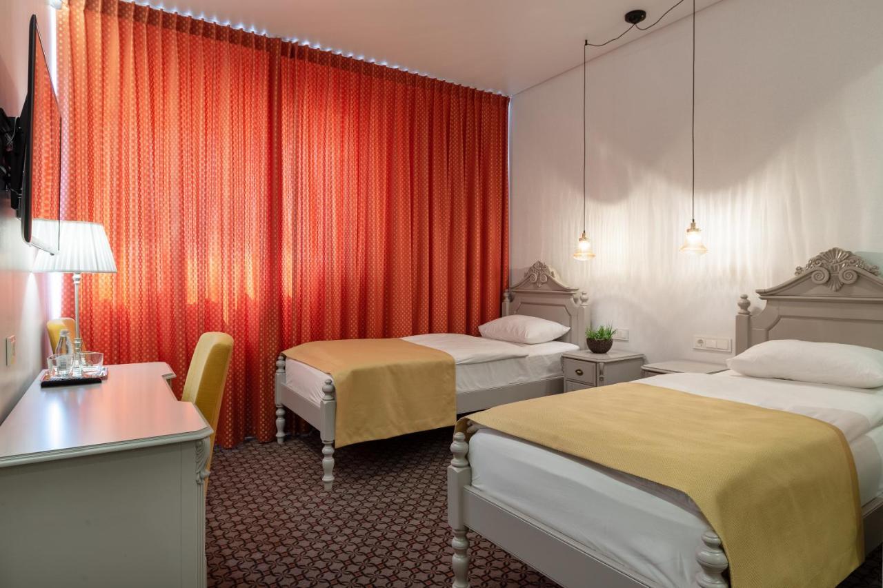 Hotel Sinchronas Telsiai Luaran gambar