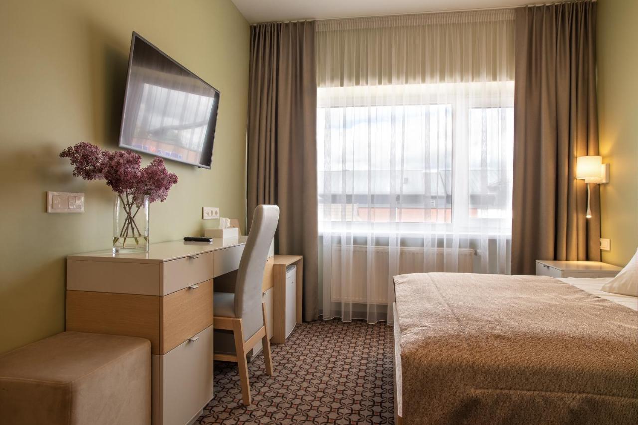 Hotel Sinchronas Telsiai Luaran gambar